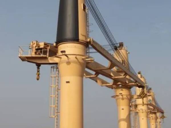 克令吊的安裝過程中如何保持施工現(xiàn)場的整潔和**？